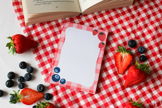 Strawberry Picnic To Do Notepad