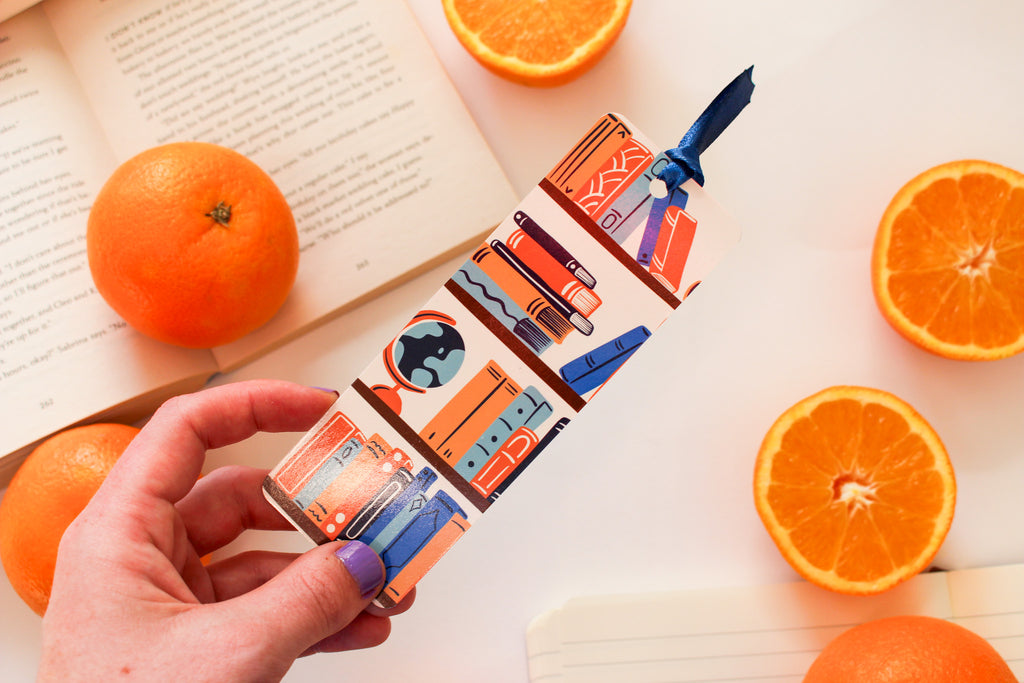 Cosy Bookshelf Bookmark